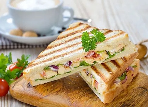 Сэндвич с куриной грудкой
